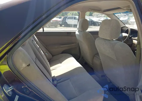 2002 Toyota Camry Le из США, поврежденный, VIN JTDBE32K720069121